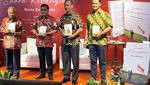 Hasto Kristiyanto Luncurkan Buku