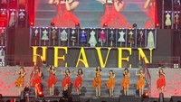 Konser Heaven juga menjadi momen kelulusan Gaby dari JKT48. Foto: (dok. Twitter @officialJKT48)