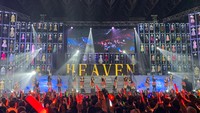 Mereka membawakan lagu-lagu andalan seperti Heavy Rotation hingga Aitakatta. Foto: (dok. Twitter @officialJKT48)