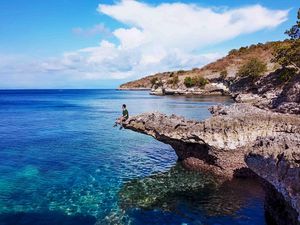 3 Spot Foto Instagramable di Pantai Pink Lombok Timur