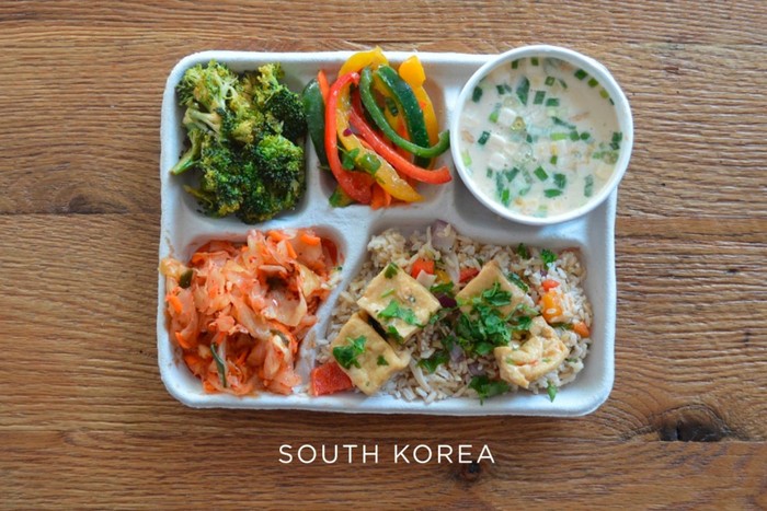 Menggiurkan! 10 Potret Menu Makan Siang Sekolah di Berbagai Negara Menggiurkan! 10 Potret Menu Makan Siang Sekolah di Berbagai Negara