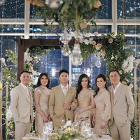 Boy William pernah melangsungkan acara lamaran mewah untuk meminang kekasihnya Karen Vandela, putri dari konglomerat kosmetik Margaret Vivi dan bos Sun Motor Group Hartono Hosea pada 2019. Keduanya telah membatalkan pernikahan dan masih mengundurnya karena alasan pribadi. Foto: Instagram