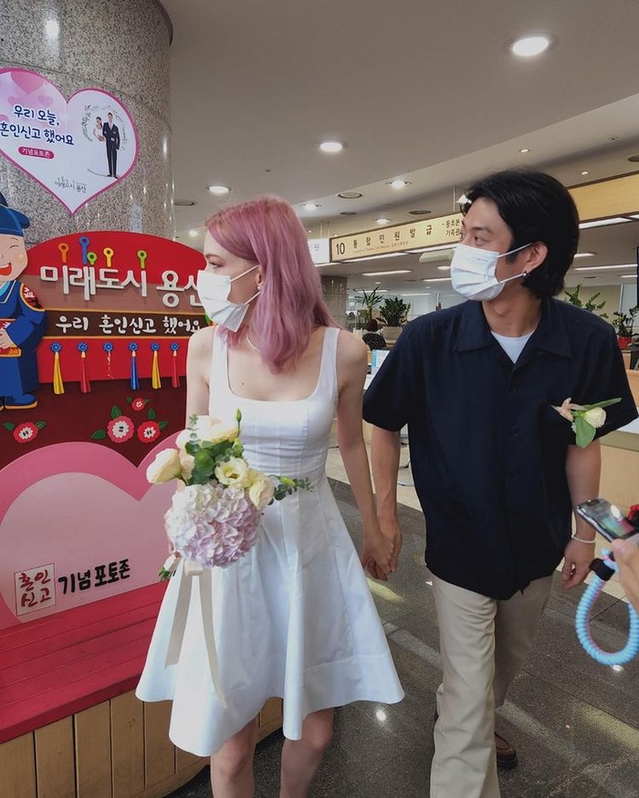 Stefanie Michova dan Beenzino Stefanie Michova dan Beenzino
