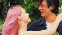 Sang rapper resmi melamar sang kekasih pada 1 Januari 2020. Foto: (dok. Instagram Beenzino)