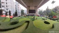 Taman Film tidak lagi menjadi tempat untuk nobar film ataupun tayangan lainnya. Kini Taman Film menjadi tempat bermain anak-anak.