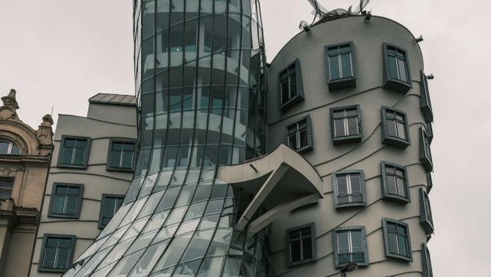 View of The Dancing House is a deconstructivist building from Nationale-Nederlanden, designed by the Croatian-Czech architect Vlado Miluni in collaboration with Frank Gehry facing the Vltava river. The building was designed in 1992. in Prague, Czech Republic, on  August 5, 2022. (Photo by Oscar Gonzalez/NurPhoto via Getty Images)
