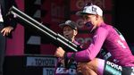 Sederet Cyclist Penyayang Keluarga, Anaknya Diajak Naik ke Podium