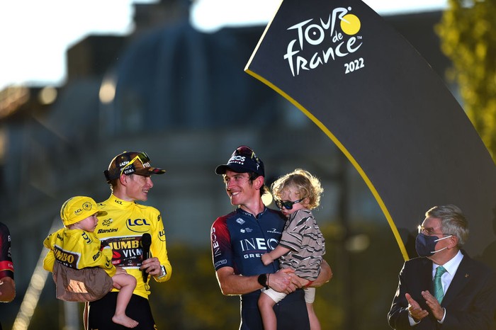 MILAN, ITALY - MAY 30: Peter Sagan of Slovakia and Team Bora - Hansgrohe Purple Points Jersey and his Son Marlon Sagan celebrate at podium during the 104th Giro d'Italia 2021, Stage 21 a 30,3km Individual Time Trial stage from Senago to Milano / ITT / #UCIworldtour / @girodiitalia / #Giro / on May 30, 2021 in Milan, Italy. (Photo by Tim de Waele/Getty Images)