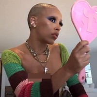 Hal tersebut yang menjadi alasan untuk mencukur habis rambutnya. Dia mengaku tidak nyaman dengan rambutnya. Foto: Instagram