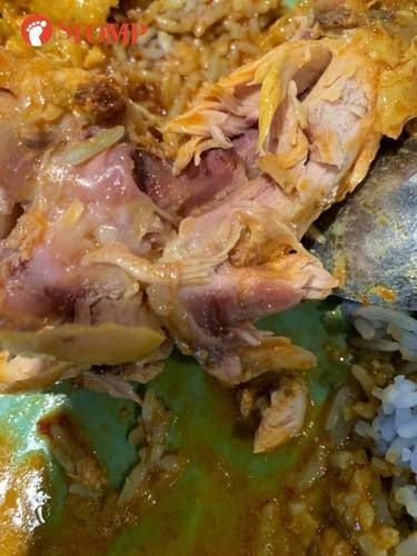 Duh! Pria Ini Diare Usai Makan Ayam yang Diduga Mentah di IKEA