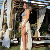 Carolina Medeiros berprofesi sebagai penari. Foto: Instagram
