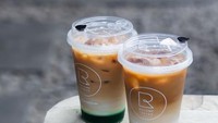 Menjadi salah satu kafe baru di kawasan Pejaten, Resume Coffee cocok untuk kamu yang mencari tempat tenang untuk Work From Home. Berada di Jalan Pejaten Barat Raya No.100, segelas es kopi signature di sini dipatok hanya Rp 19.000. Foto: Instagram/istimewa