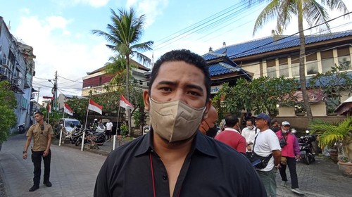 Ketua Pengurus LBH Forum Kuta Bersatu Rengga Rahmadhany saat ditemui detikBali di Ground Zero Monument, Senin (8/8/2022).