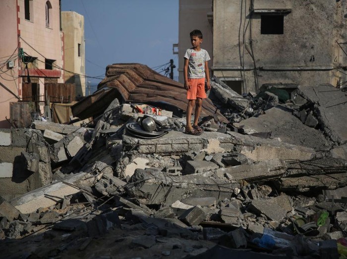 Gencatan senjata antara Israel, dan Jihad Islam Palestina disepakati pada Minggu malam. Konflik tiga hari tersebut menewaskan 44 warga Palestina termasuk anak-anak.