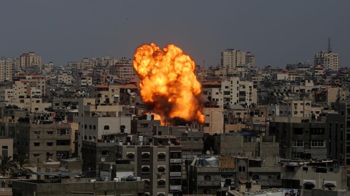 Gencatan senjata antara Israel, dan Jihad Islam Palestina disepakati pada Minggu malam. Konflik tiga hari tersebut menewaskan 44 warga Palestina termasuk anak-anak.