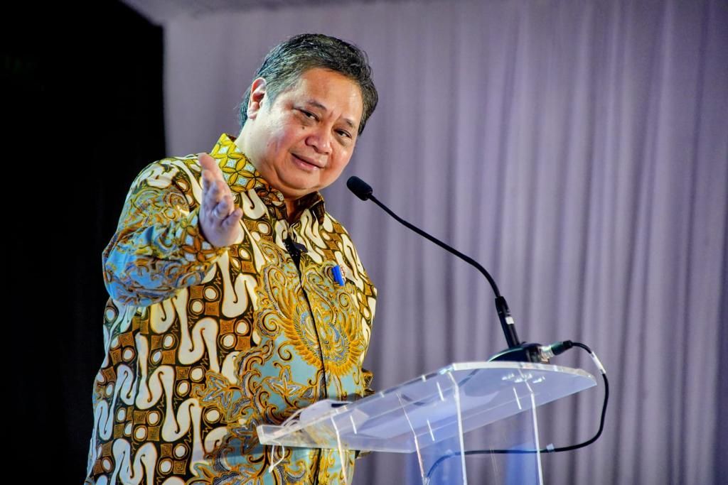 Menteri Koordinator Bidang Perekonomian Airlangga Hartarto di acara Peluncuran Produksi Perdana Wuling Air EV di PT.SAIC General Motors Wuling (SGMW) Motor Indonesia Cikarang Menteri Koordinator Bidang Perekonomian Airlangga Hartarto di acara Peluncuran Produksi Perdana Wuling Air EV di PT.SAIC General Motors Wuling (SGMW) Motor Indonesia Cikarang, Jawa Barat, Senin (8/8/2022). (dok Kemenko Perekonomian),