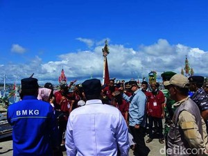 Nelayan Banyuwangi Diajari Tangkap Ikan dengan Aplikasi BMKG