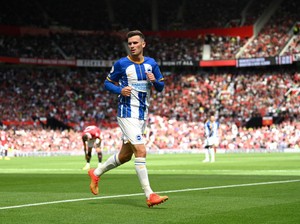 Pascal Gross Sang Raja Manchester