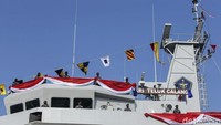 KRI Teluk Calang-524 memiliki panjang 120 meter, lebar 18 meter, draft 3 meter (full load) dengan bobot 4.508 ton.
