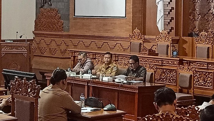 Sekertaris Daerah (Sekda) Kota Denpasar, IB Alit Wiradana ketika ditemui di Kantor DPRD Kota Denpasar di Jalan Melati No 17 Denpasar, Bali pada Senin (8/8/2022)