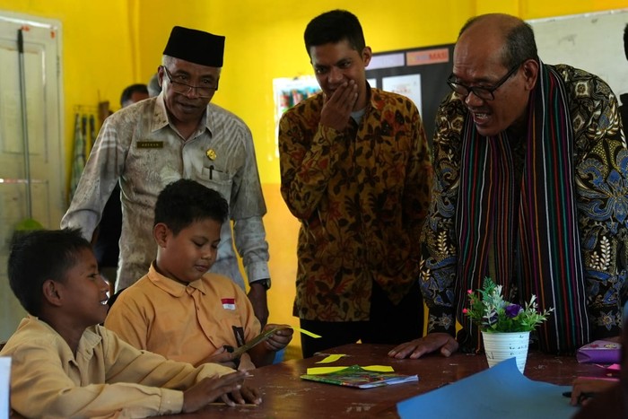Sekretaris Direktorat Jenderal Pendidikan Vokasi Kemendikbudristek, Wartanto, saat kunjungan kerja terkait Implementasi Kurikulum Merdeka di Kabupaten Lombok Utara, Nusa Tenggara Barat, Kamis (4/8/2022).
