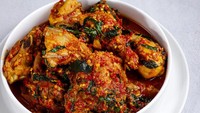 Rica-rica merupakan bumbu pedas khas Manado yang bisa diolah dengan beragam bahan. Salah satunya babi. Resep babi rica-rica begitu populer, biasanya ditambahkan daun kemangi agar lebih harum. Foto: iStock 