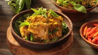 Tinorangsak atau tinoransak adalah olahan daging pedas khas Manado. Biasanya dibuat dari daging babi, meski bisa juga diganti ayam atau sapi. Karenanya muslim perlu berhati-hati dalam memilih tinorangsak. Foto: iStock