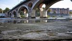 Ngeri... Sungai Garonne Prancis Mengering Drastis
