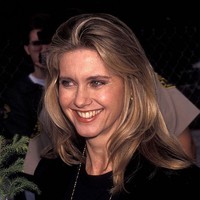 Olivia Newton-John pertama kali didiagnosa kanker payudara pada 1992. Sempat bebas dari kanker, ia kembali mendapat ‘serangan kanker’ pada 2017. Foto: Michael Ochs Archives/Getty Images