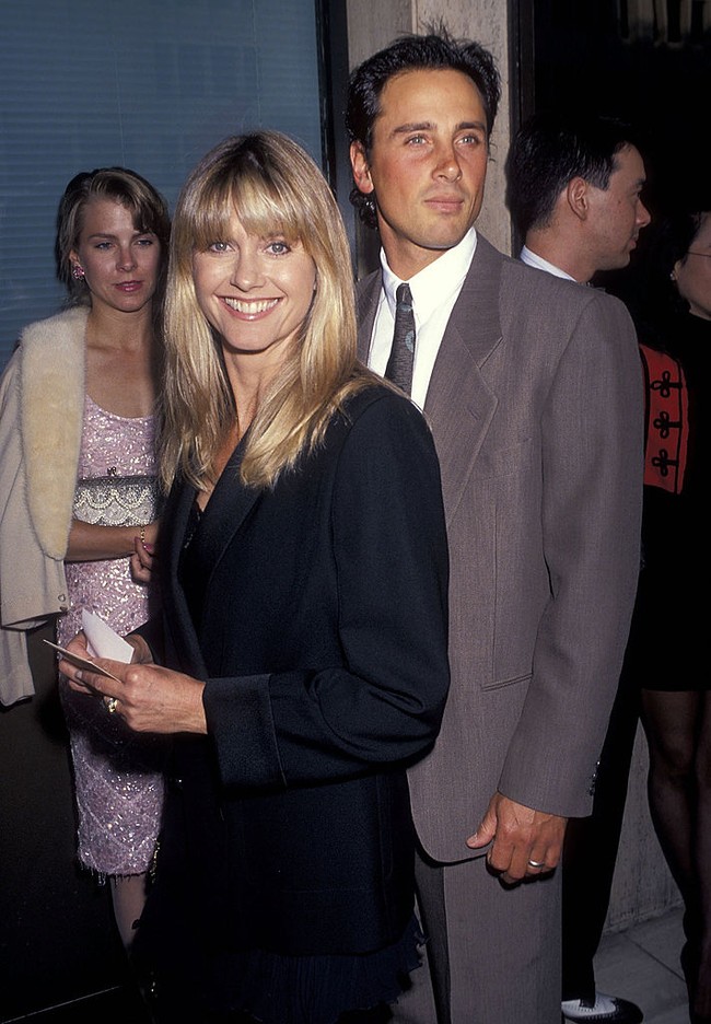 Olivia dan Matt dikaruniai satu putri yang lahir pada Januari 1986. Buah hati mereka diberi nama Chloe Rose. Foto: Michael Ochs Archives/Getty Images