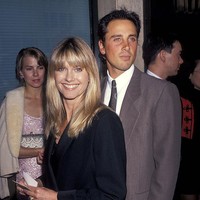 Olivia dan Matt dikaruniai satu putri yang lahir pada Januari 1986. Buah hati mereka diberi nama Chloe Rose. Foto: Michael Ochs Archives/Getty Images