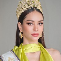 Perjalanan hidup ratu kecantikan itu disebut inspiratif dan membuktikan semua orang bisa meraih kesuksesan. Dilansir Mashable, orang tua Anna adalah tukang sampah yang bekerja di Administrasi Metropolitan Bangkok.Foto: Instagram @annasnga_1o