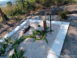 Bangunan Mirip Makam Gegerkan Warga Bojonegoro Diduga Bekas Tempat Ritual