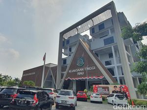 Kajati dan 4 Kajari di Riau Dimutasi Jaksa Agung