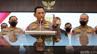 Publik kemudian menaruh curiga terhadap kasus kematian Brigadir Yosua. Setelah desakan berbagai pihak, Kapolri Jenderal Listyo Sigit Prabowo membentuk tim khusus untuk melakukan pengungkapan kasus pembunuh tersebut. Agung Pambudhy/detikcom