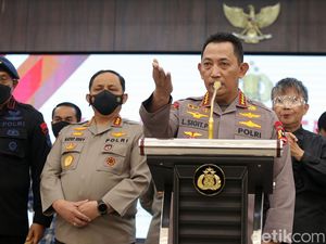 Kapolri Sebut Irjen Sambo Pakai Senjata Brigadir J Tembak Dinding