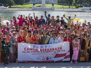 Cara Ayu Heni Rosan Dukung Gerakan Kebaya Goes to UNESCO