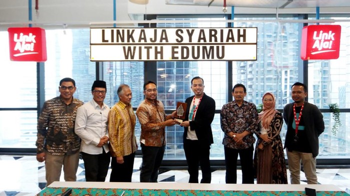 Kolaborasi Layanan Keuangan Digital Berbasis Syariah Kolaborasi Layanan Keuangan Digital Berbasis Syariah