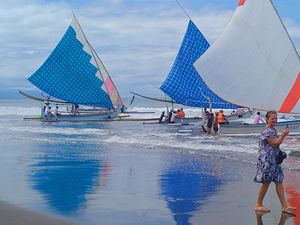 Tradisi Petik Laut, Nelayan Pantai Air Kuning Lomba Jukung Layar