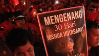 Mereka juga berdoa bersama mengenang 30 hari kematian Brigadir J.