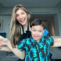 Sejak itu Mikaila Patritz menyadari bahtera rumah tangga tidak mudah untuk dijalani sendiri. Keadaan pun membuat Mikaila lebih dewasa dari anak seusianya. Foto: dok. Instagram @mikailapatritz