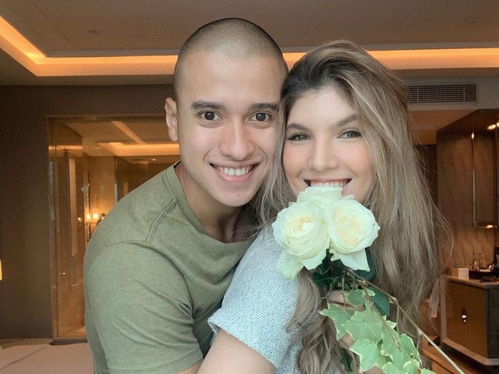 Fardhan Khan dan Mikaila Patritz. Foto: dok. Instagram @mikailapatritz Fardhan Khan dan Mikaila Patritz. Foto: dok. Instagram @mikailapatritz