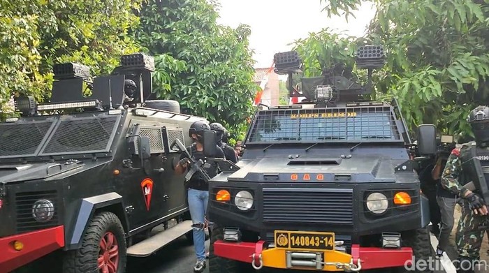 Mobil Brimob (Nahda Rizki Utami/detikcom).
