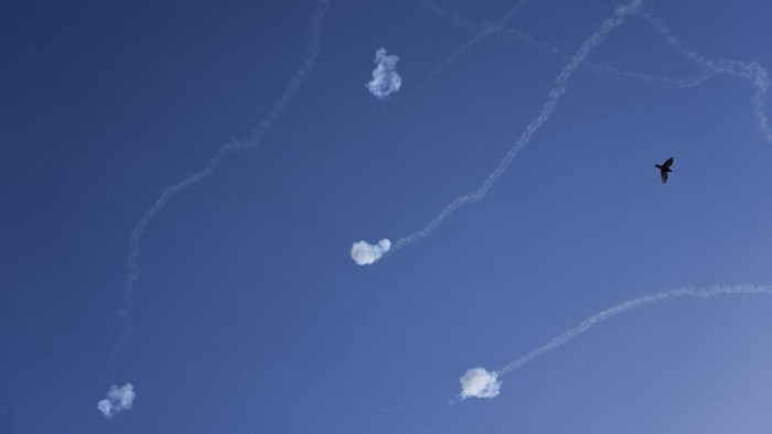 A battery of Israels Iron Dome defence missile system, deployed to intercept rockets fire from the Gaza Strip, in Ashkelon, southern Israel, Sunday, Aug. 7, 2022. On Saturday an Israeli airstrike killed Khaled Mansour a senior commander in the Palestinian militant group Islamic Jihad. Thats according to the militant group Sunday, which has seen their second leader to be slain amid an escalating cross-border conflict. (AP Photo/Ariel Schalit)
