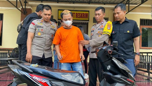 Pelaku curanmor di Kota Mataram, NTB, inisial INJ, dibekuk polisi, Selasa (9/8/2022).