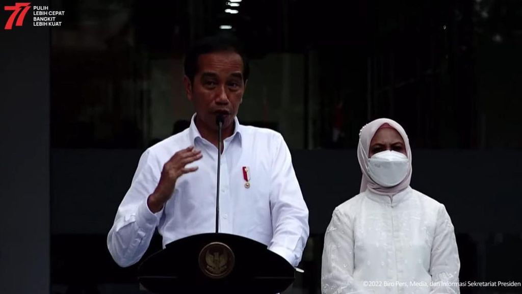 Tepis Usulan Luhut Tempatkan TNI di Kementerian, Jokowi: Belum Mendesak