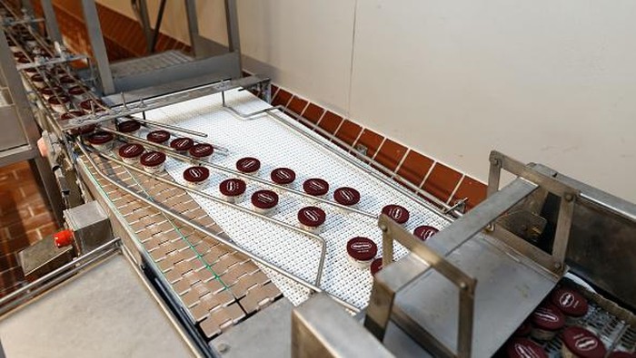 ARRAS, FRANCE - NOVEMBER 05:  The Haagen-Dazs Factory of General Mills on November 5, 2018 in Arras, France.  (Photo by Sylvain Lefevre/Getty Images)