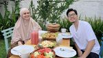 Romantisnya Nycta Gina dan Kinos Saat Sarapan hingga Bakar Daging