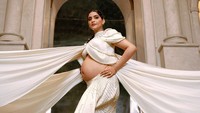 Sonam Kapoor melakoni pemotretan dengan kain saree. Foto: dok instagram Sonam Kapoor