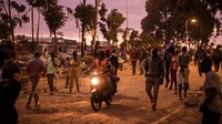 Suasana menjelang pemungutan suara di pusat pemukiman Kibera, Nairobi, Kenya. Warga Kenya akan menuju ke tempat pemungutan suara pada 9 Agustus untuk memilih presiden baru. Saat ini, Kenya dilanda masa kekeringan dan melonjaknya harga pangan.